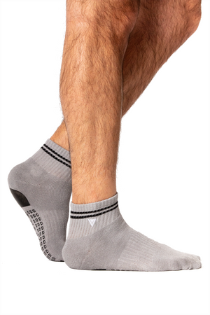 
            
                Load image into Gallery viewer, Classic Men&amp;#39;s Grip Sock
            
        