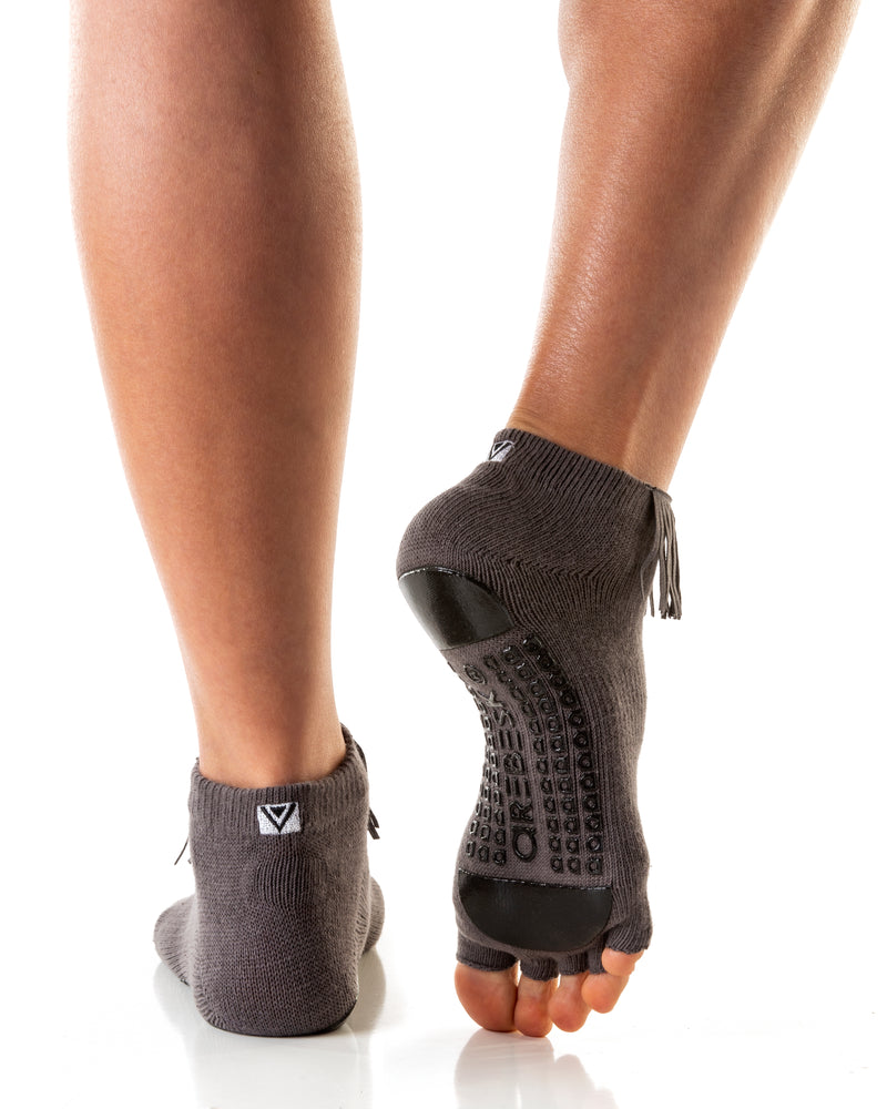 Muse Closed Toe Grip Sock – Arebesk, Inc.