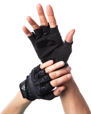 Designer Gloves for Men at Arebesk